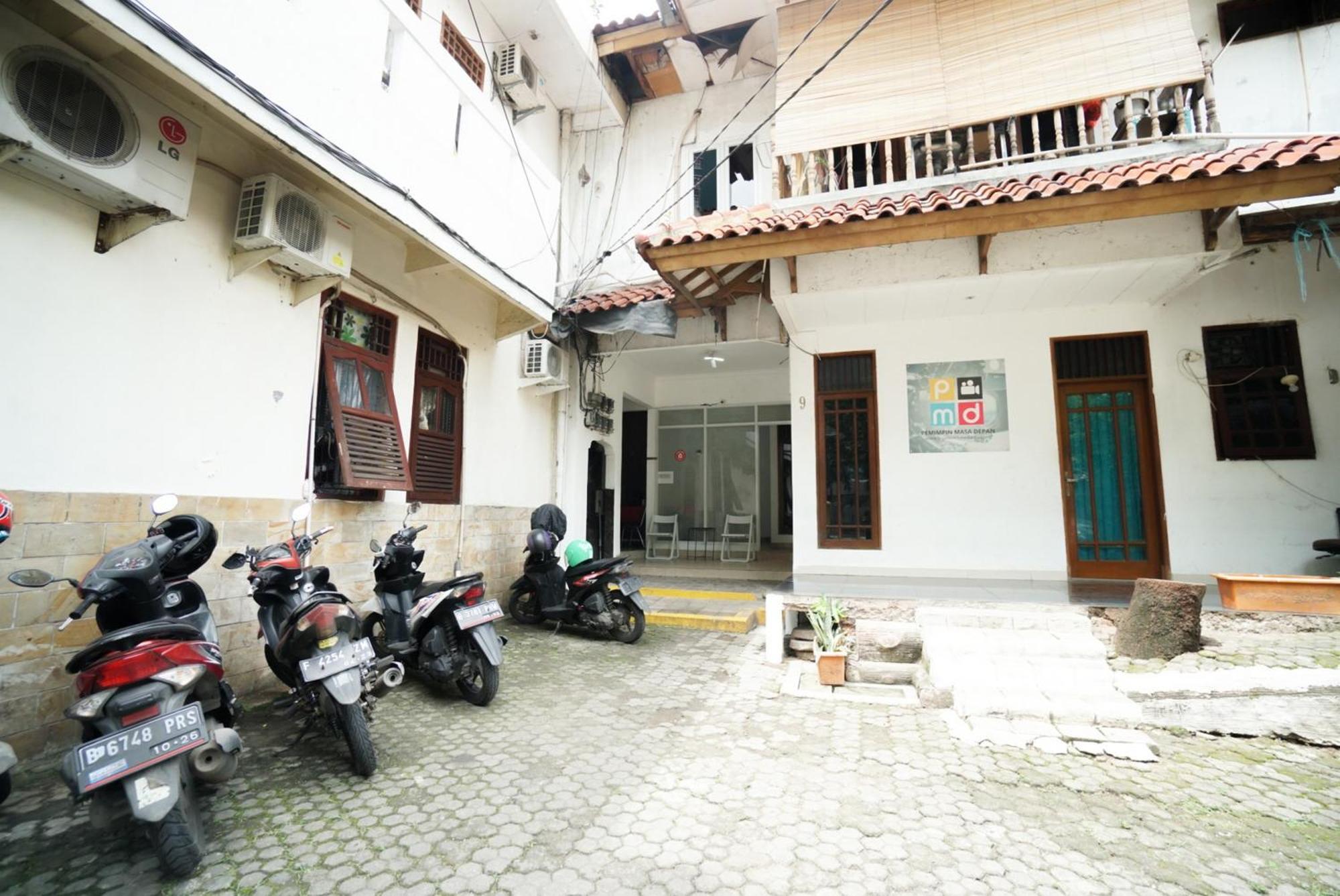 Griya Sawamah Syariah Mitra Reddoorz *